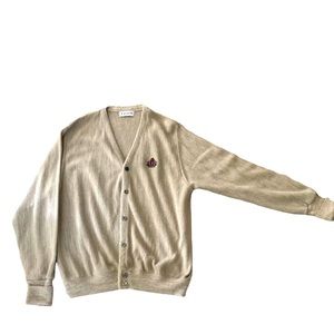 Vintage Beige 80’s Izod XL cardigan.